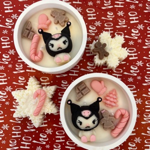 Kuromi candle