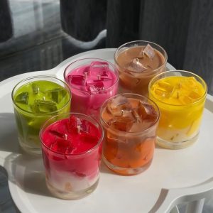 Matcha свещ в съд